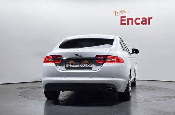 Jaguar XF 2.2D Luxury X250 — пробег 229 811 км — фото 4 из 5