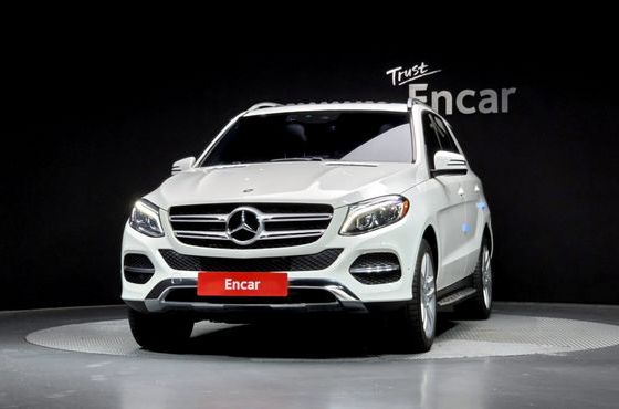 Mercedes-Benz GLE-Class GLE350 d 4MATIC — пробег 69 281 км — фото 3 из 5