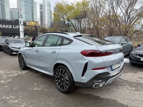 BMW X6 xDrive40i M Sport — пробег 1 240 км — фото 4 из 5