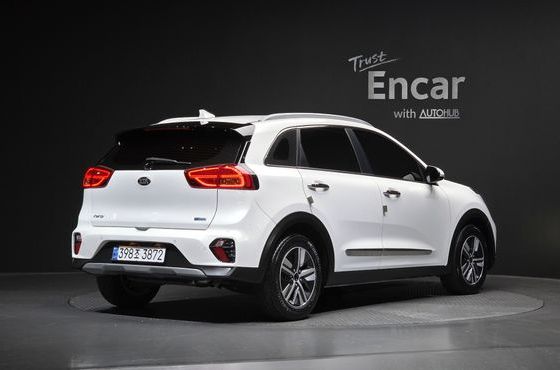 Kia Niro 1.6 HEV Noblesse Special — пробег 67 195 км — фото 2 из 5