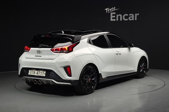 Hyundai Veloster 1.6 Turbo Sport Core — пробег 131 760 км — фото 2 из 5