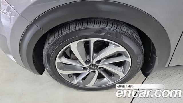 Kia Niro Prestige — пробег 116 810 км — фото 5 из 5