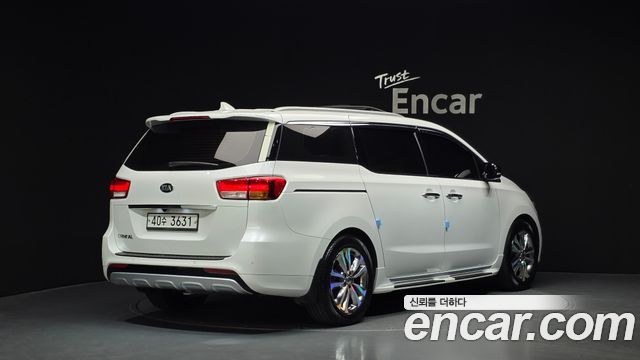Kia Carnival из Кореи Encar
