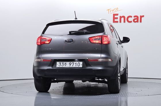 Kia Sportage Diesel 2WD TLX High-Deluxe — пробег 188 840 км — фото 4 из 5