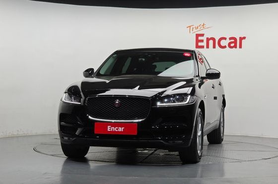 Jaguar F-PACE 20d Portfolio — пробег 109 126 км — фото 3 из 5