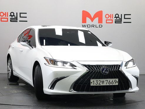 Lexus ES Luxury Plus — пробег 81 759 км — фото 2 из 5