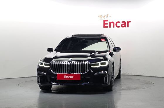 BMW 7-Series 740Li xDrive M Sport Package — пробег 103 772 км — фото 3 из 5
