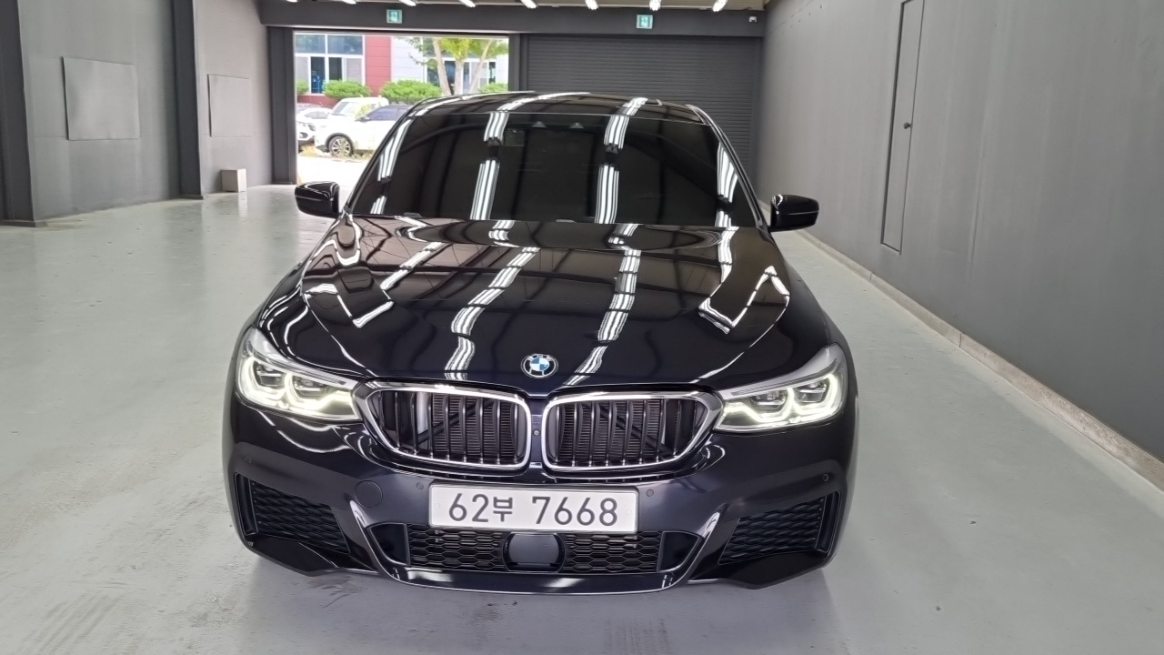 BMW Gran Turismo 630d xDrive M Sport — пробег 102 153 км — фото 3 из 5