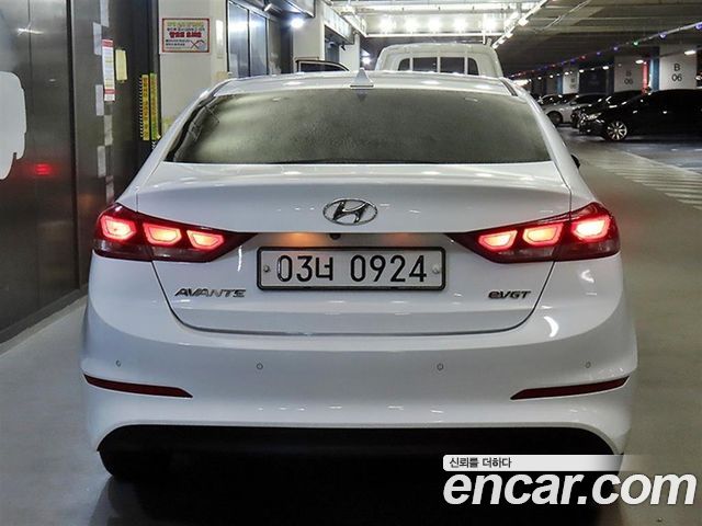 Hyundai AVANTE из Кореи Encar