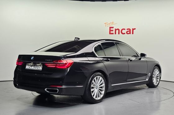 BMW 7-Series 730d xDrive — пробег 89 446 км — фото 2 из 5