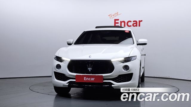 Maserati Levante из Кореи Encar