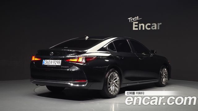 Lexus ES из Кореи Encar