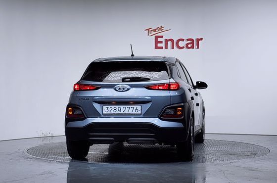 Hyundai Kona Diesel 1.6 2WD Smart — пробег 104 922 км — фото 4 из 5