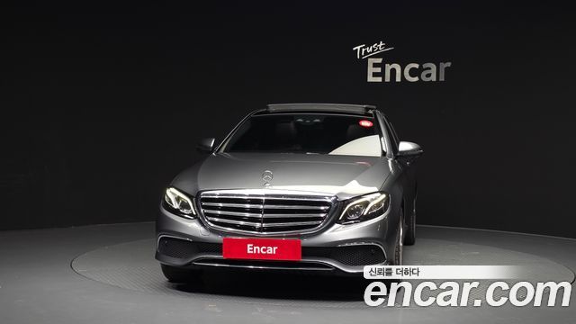 Mercedes-Benz E-Class из Кореи Encar