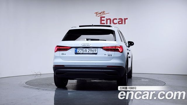 Audi Q3 40 TFSI Quattro — пробег 15 615 км — фото 4 из 5