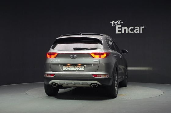 Kia Sportage Diesel 2WD Noblesse Plus — пробег 100 693 км — фото 4 из 5