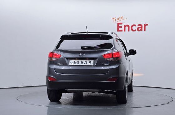 Hyundai Tucson Diesel 2WD LX20 Smart-Pack — пробег 173 595 км — фото 4 из 5