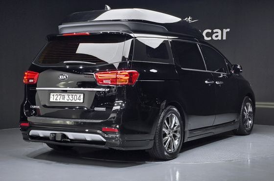 Kia Carnival 9-Seater Hi-Limousine Prestige Hiroof — пробег 95 742 км — фото 2 из 5
