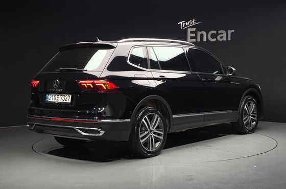 Volkswagen Tiguan 2.0 TSI Prestige — пробег 108 993 км — фото 2 из 5