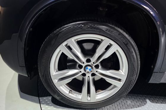 BMW X5 xDrive 30d M Sport package — пробег 105 603 км — фото 5 из 5