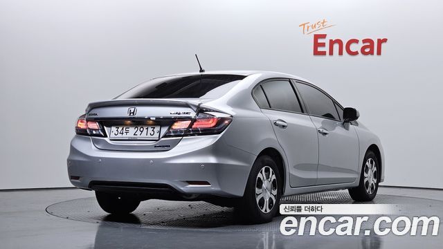 Honda Civic HYBRID 9th — пробег 165 346 км — фото 2 из 5