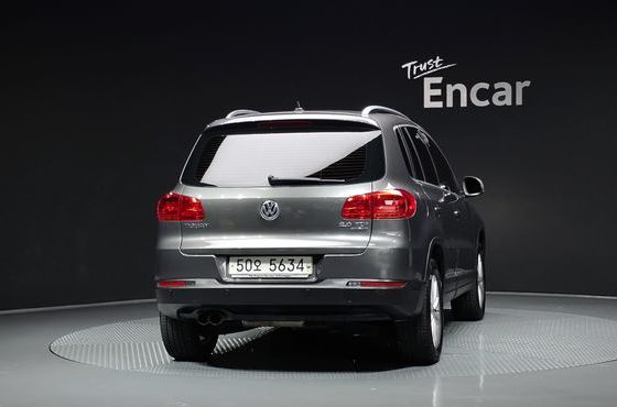 Volkswagen Tiguan 2.0 TDI Comfort 5N — пробег 167 919 км — фото 4 из 5