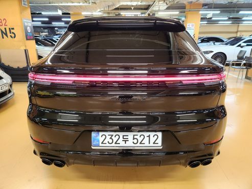 Porsche Cayenne 3.0 S E-Hybrid Coupe — пробег 9 950 км — фото 5 из 5