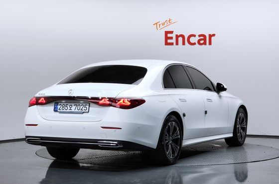 Mercedes-Benz E-Class E200 Avantgarde Limited — пробег 10 268 км — фото 2 из 5