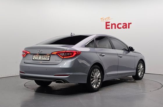 Hyundai Sonata 2.0 Smart — пробег 149 648 км — фото 2 из 5