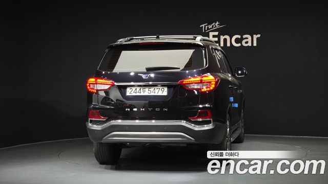Ssangyong Rexton из Кореи Encar