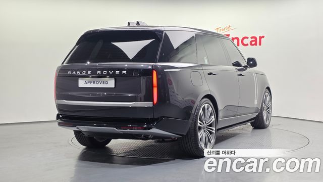 Land Rover Range Rover P530 Autobiography Long Wheel Base — пробег 1 756 км — фото 2 из 5