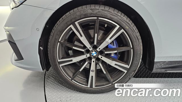BMW 5-Series 530i xDrive M Sport — пробег 4 781 км — фото 5 из 5