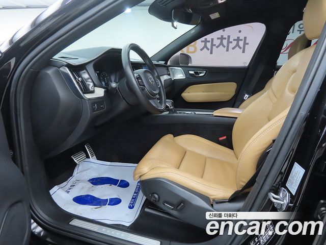 Volvo XC60 T6 Inscription — пробег 98 388 км — фото 5 из 5