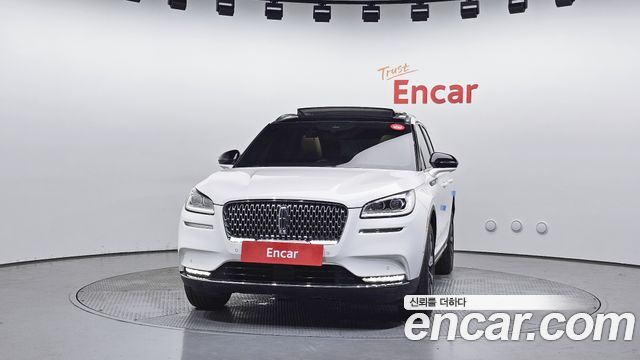 Lincoln Corsair 2.0 Reserve AWD — пробег 108 176 км — фото 3 из 5