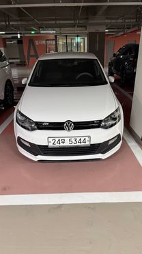 Volkswagen Polo 1.6 TDI R-Line 5th — пробег 89 040 км — фото 1 из 5