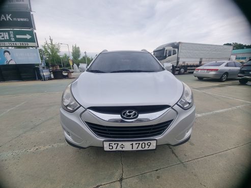 Hyundai Tucson Diesel 2WD LX20 Smart-Pack — пробег 143 753 км — фото 3 из 5