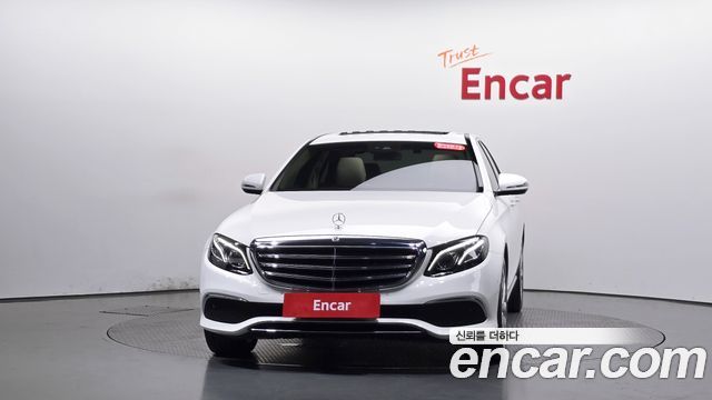 Mercedes-Benz E-Class из Кореи Encar
