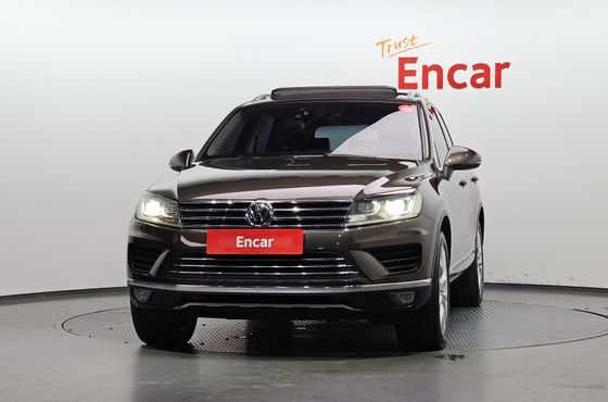 Volkswagen Touareg V6 3.0 TDI Bluemotion Premium 7P5 — пробег 256 586 км — фото 3 из 5