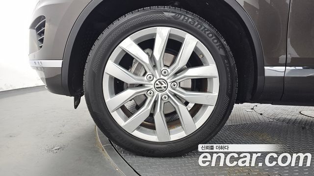 Volkswagen Touareg из Кореи Encar