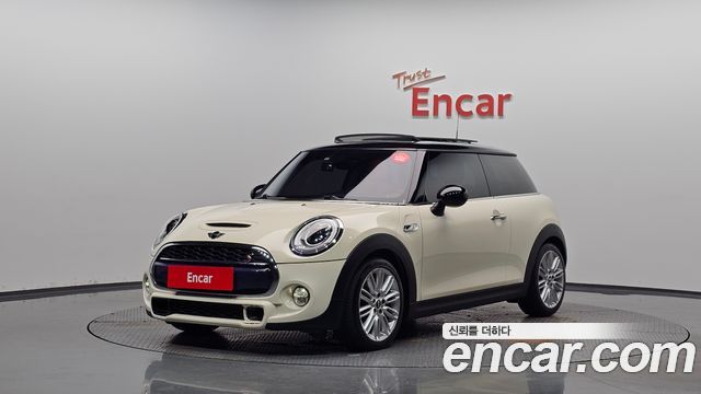 Mini Cooper Standard Third Generation — пробег 57 266 км — фото 1 из 5