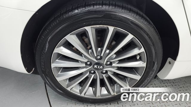 Kia K7 из Кореи Encar
