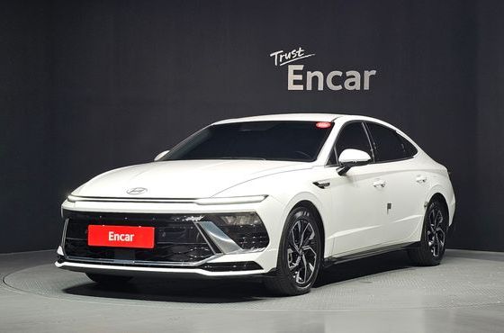 Hyundai Sonata 2.0 Premium — пробег 24 165 км — фото 1 из 5