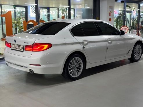 BMW 5-Series 530i xDrive Luxury Plus — пробег 74 615 км — фото 4 из 5
