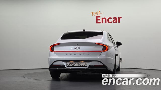 Hyundai Sonata 2.0 Premium — пробег 58 306 км — фото 4 из 5