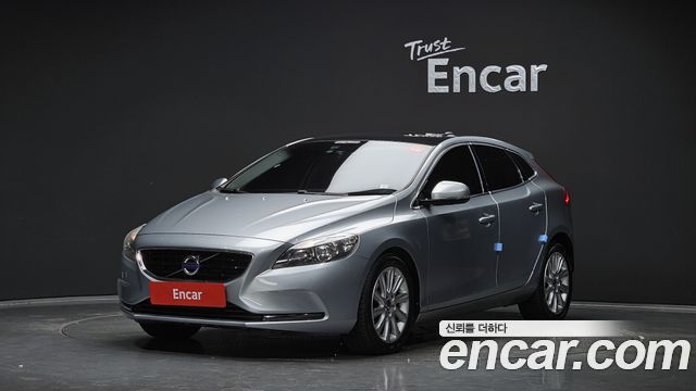 Volvo V40 из Кореи Encar