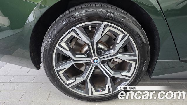 BMW i4 из Кореи Encar