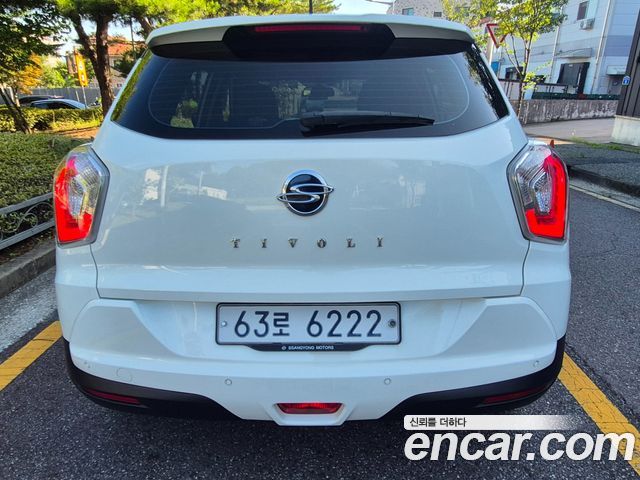 Ssangyong TIBOLI VX 2WD — пробег 122 000 км — фото 4 из 5