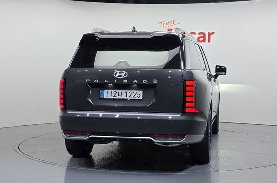 Hyundai Palisade HEV 2.5T 2WD 9-Seater Calligraphy — пробег 3 670 км — фото 4 из 5