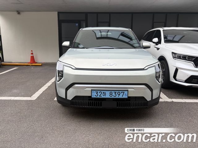 Kia EV3 Long Range 2WD AIr — пробег 624 км — фото 1 из 5