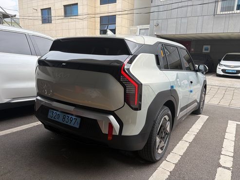 Kia EV3 Long Range 2WD AIr — пробег 624 км — фото 4 из 5
